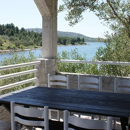 Apartman Pirka *